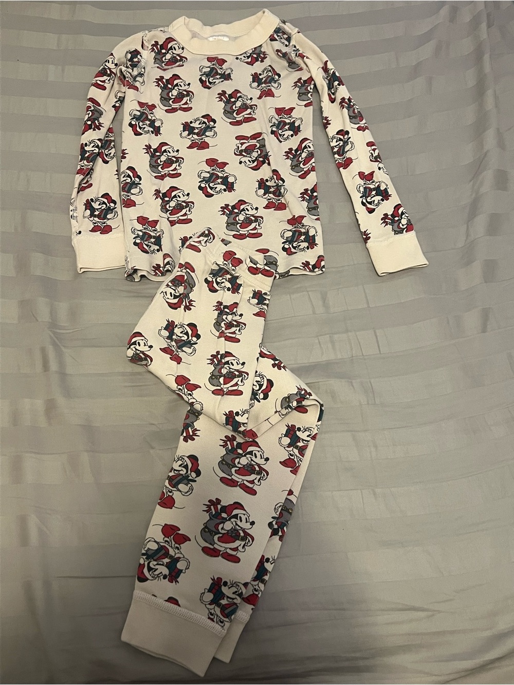 Size 5 Hanna Andersson/Disney Minnie Mickey Christmas Pajama Set